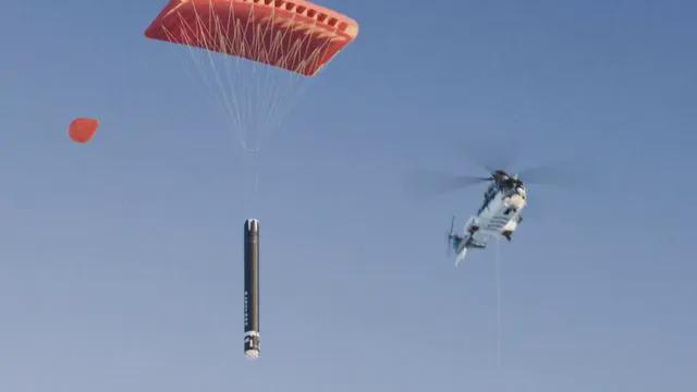 火箭实验室计划再次用直升机回收火箭一级助推器